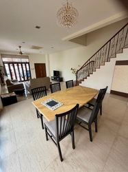 Phillips Avenue (D19), Semi-Detached #572382491